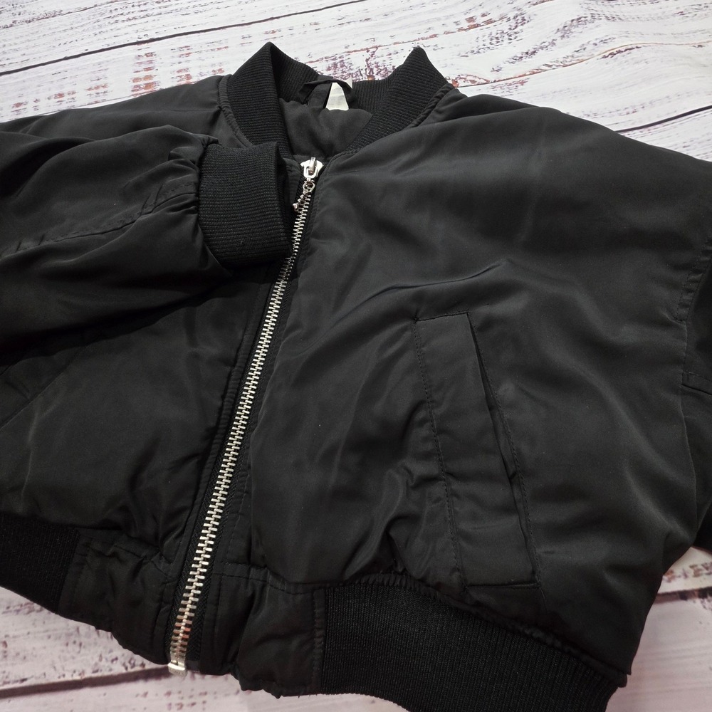 H&M Divided Bomber Jacket Women XS Black Excellent Cropped Quilted Padded Zip Up